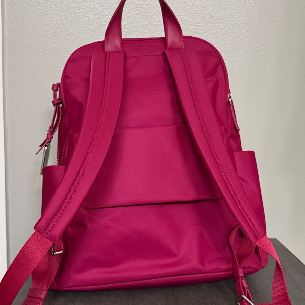 Preloved Tumi Voyager Rosie nylon backpack pink - Picture 3 of 13